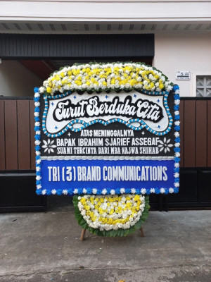 Papan Bunga Duka di Widasari